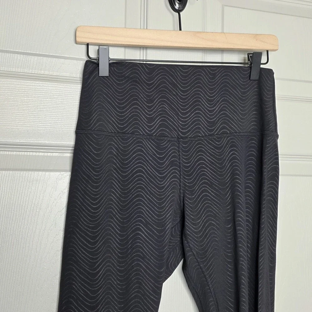 Lululemon Align High-Rise Crop 23